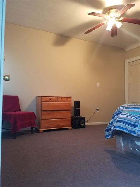 5445 S Ingleside Ave. . Rooms for rent 125 a week near me